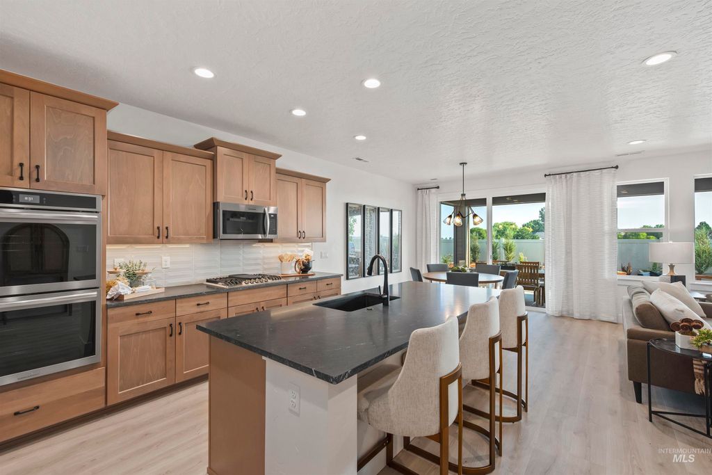 Photo of 6091 W Parachute Dr, Meridian, ID 83646 (MLS # 98976956)