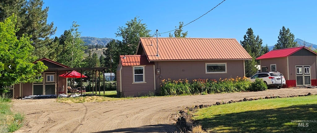 Photo of 100 E Prairie Road, Prairie, ID 83647 (MLS # 98997938)