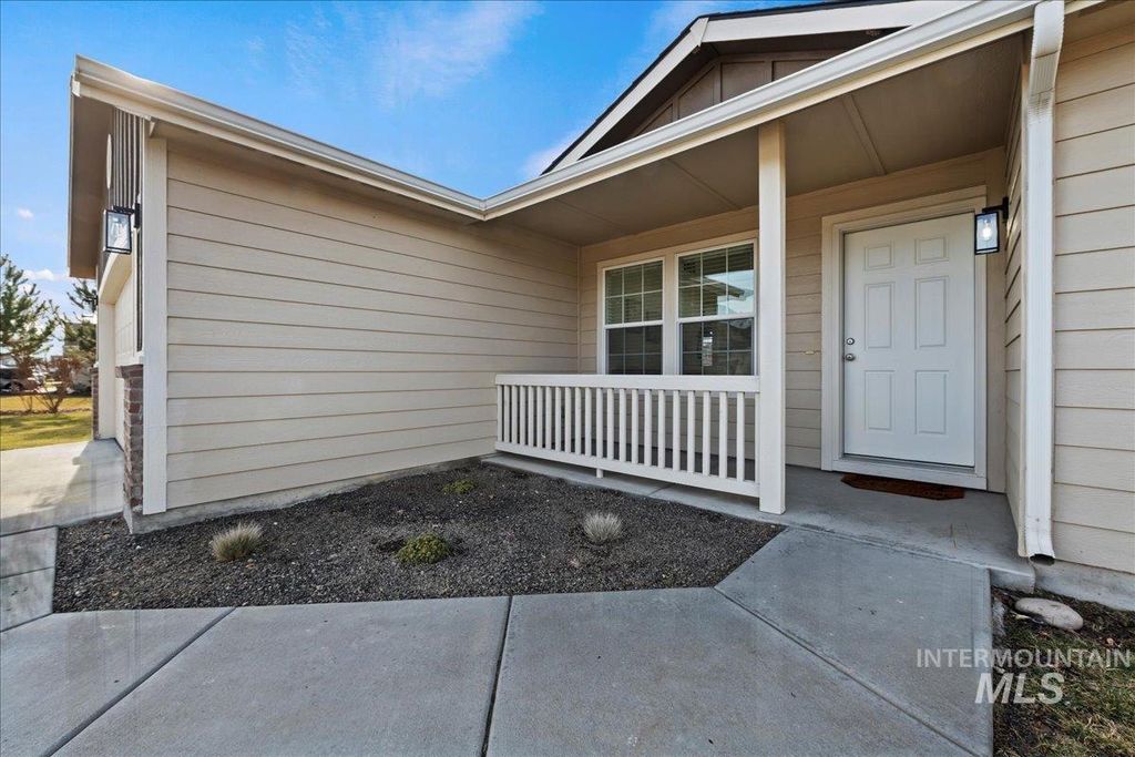 Photo of 1075 Threave Ave, Kuna, ID 83634 (MLS # 98971593)