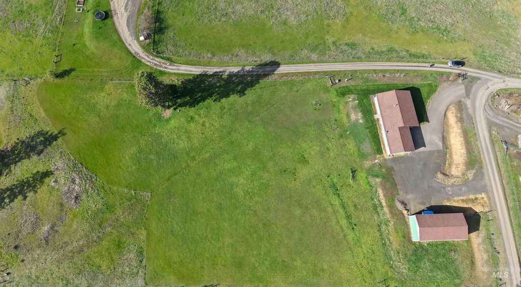 Photo of 268 Mattoon Rd, Kamiah, ID 83536 (MLS # 98981473)