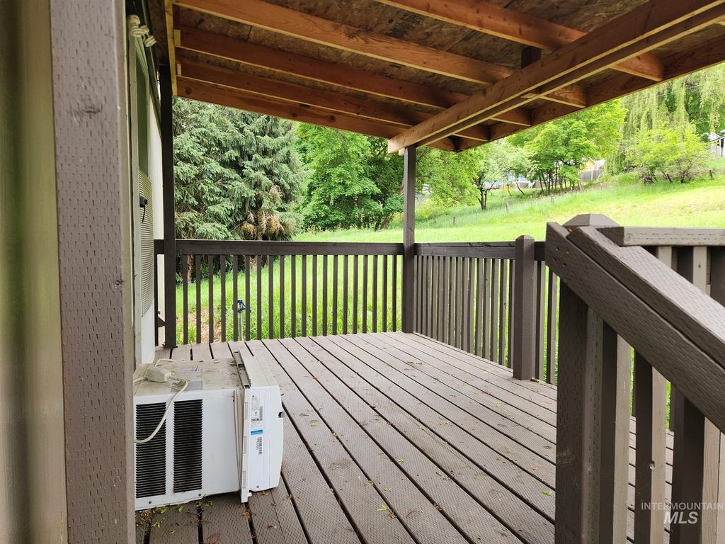 Photo of 135 N Marion St, Peck, ID 83545 (MLS # 98930073)