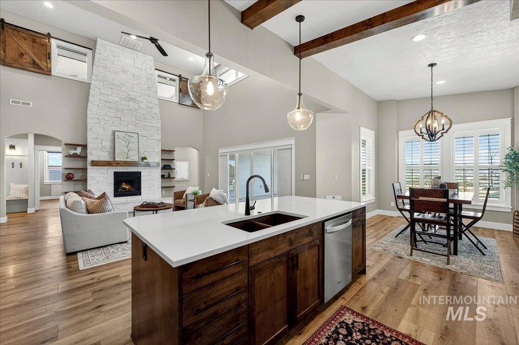 Photo of 5871 E Zaffre Ridge St, Boise, ID 83716 (MLS # 98976991)