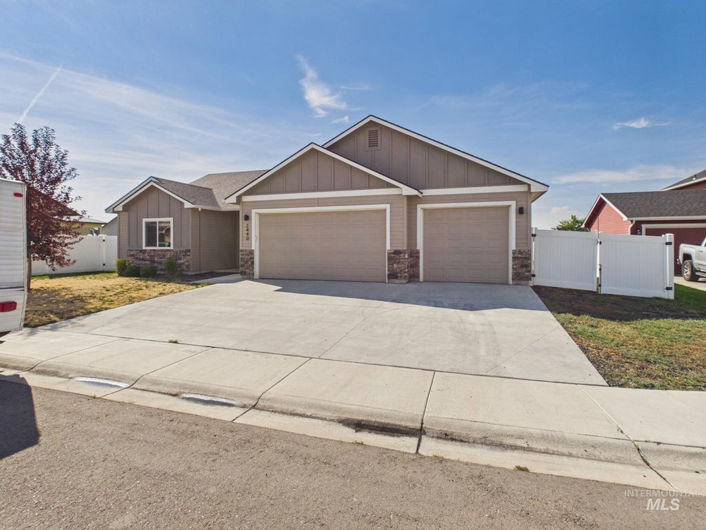 Photo of 2440 Torrey Pines Ct, Payette, ID 83661 (MLS # 98999110)
