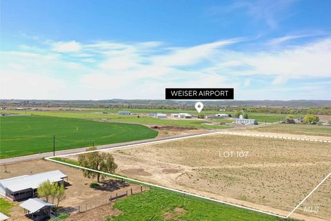 Photo of TBD Delicious Street (Lot 107), Weiser, ID 83672 (MLS # 98977565)