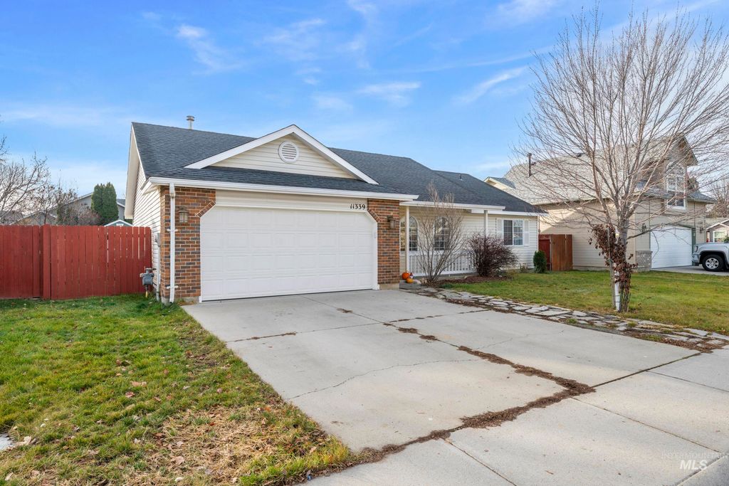 Photo of 11339 W Marlinwood St, Boise, ID 83713 (MLS # 98970065)