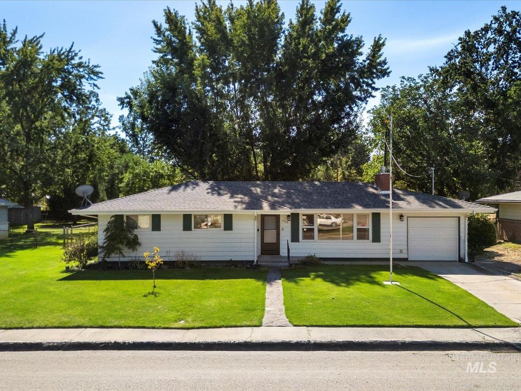 Photo of 406 15th Ave N, Payette, ID 83661 (MLS # 98962549)