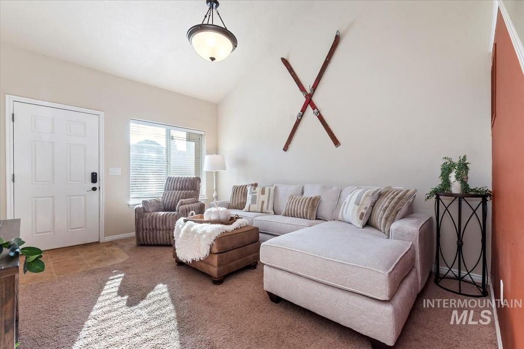 Photo of 21 Mangum Cir #7, Donnelly, ID 83615 (MLS # 98967235)