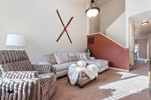 Photo of 21 Mangum Cir #7, Donnelly, ID 83615 (MLS # 98967235)