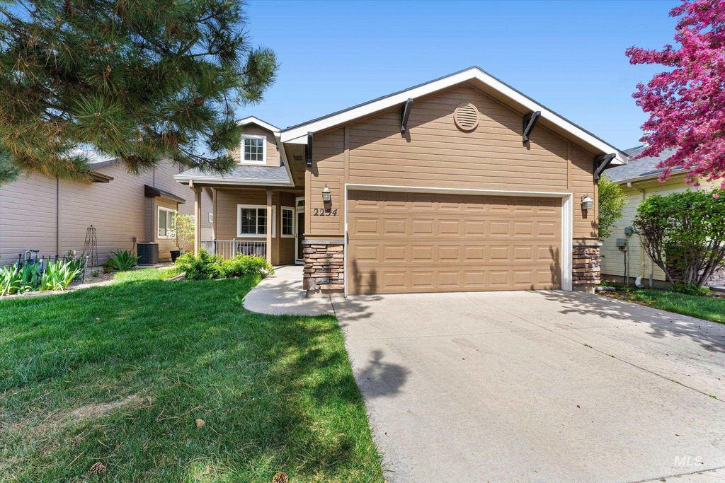 Photo of 2254 S Blackspur Way, Meridian, ID 83642 (MLS # 98981240)