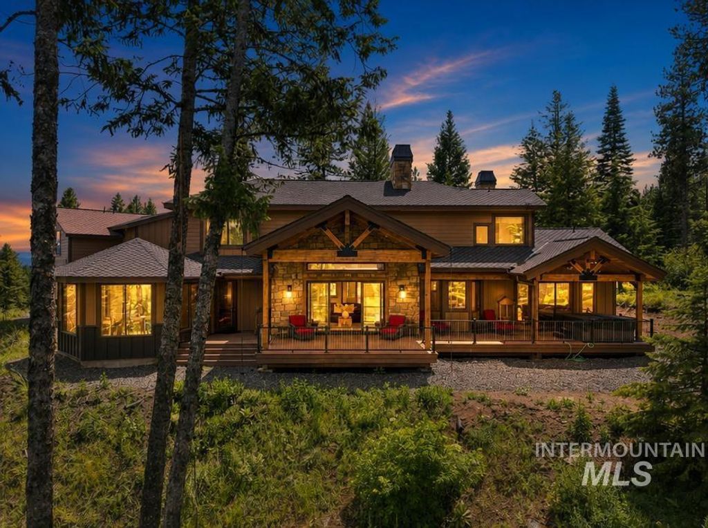 Photo of 1084 Blackhawk Lake, McCall, ID 83638 (MLS # 98992661)