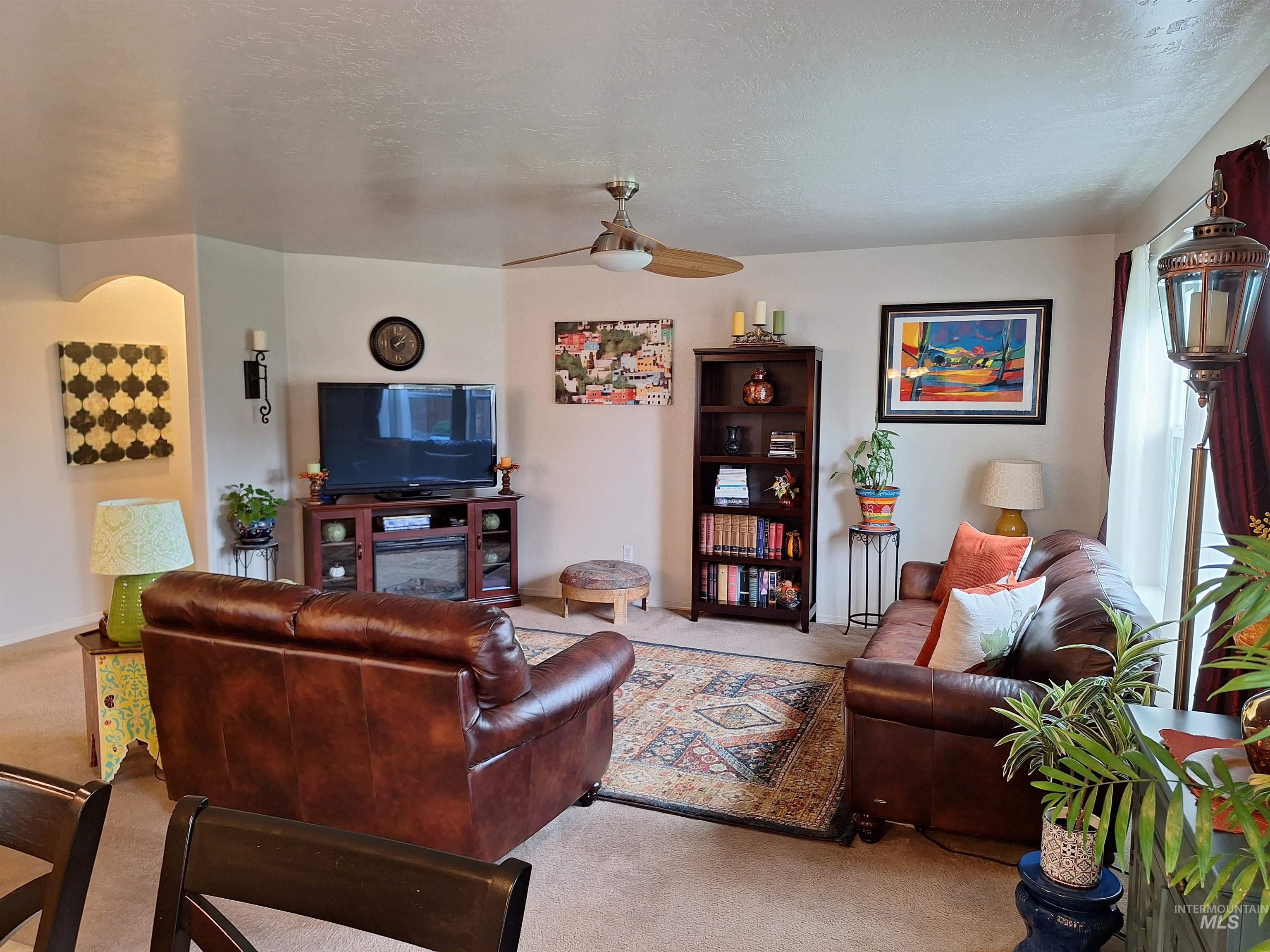 17798 Mesa Springs Ave