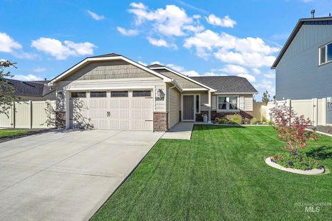 Photo of 1898 E Cave Falls St, Kuna, ID 83634 (MLS # 98964241)