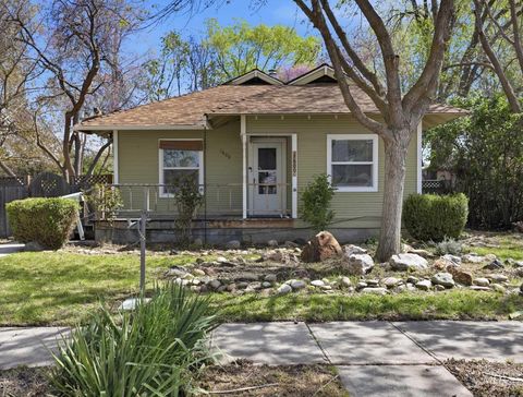 Photo of 1609 Idaho Avenue, Caldwell, ID 83605 (MLS # 98983645)