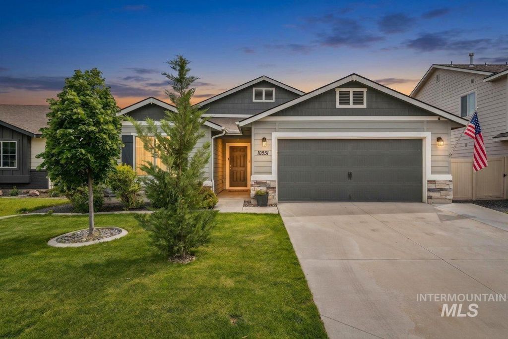 Photo of 10551 Avalon St, Nampa, ID 83687 (MLS # 98988404)