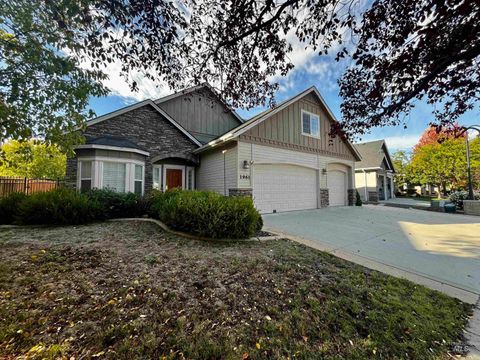 Photo of 1961 W Boulder Bar Dr, Meridian, ID 83646 (MLS # 98964358)