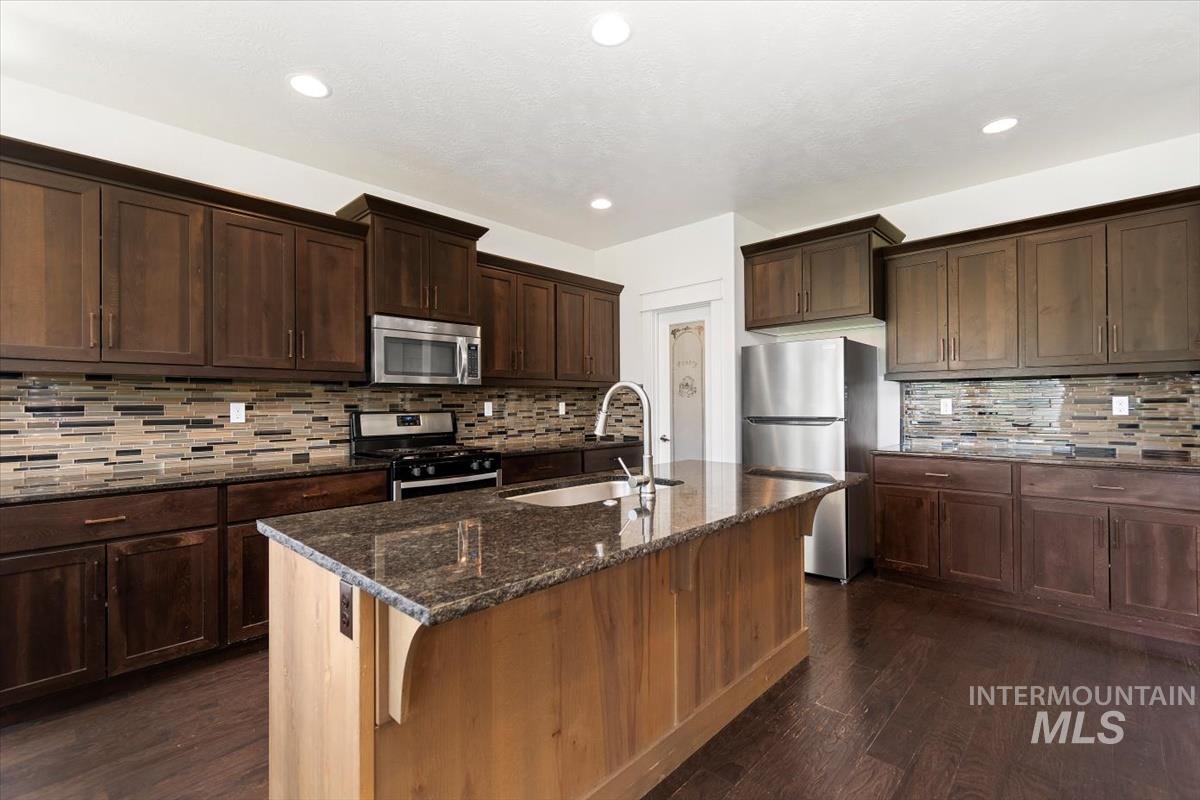 4406 S Lava Springs Loop