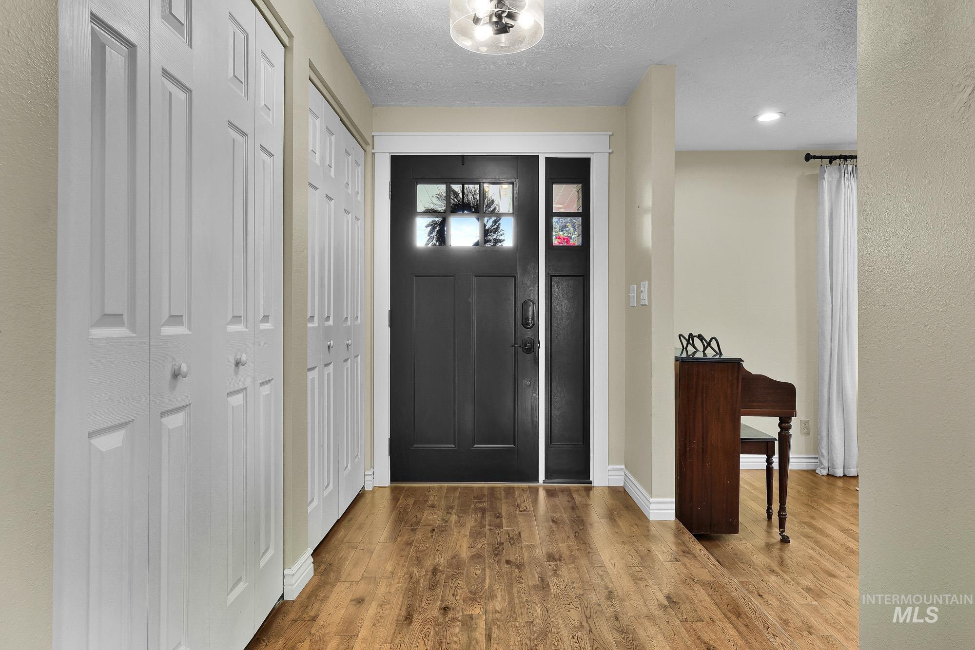 315 E Pat Lane