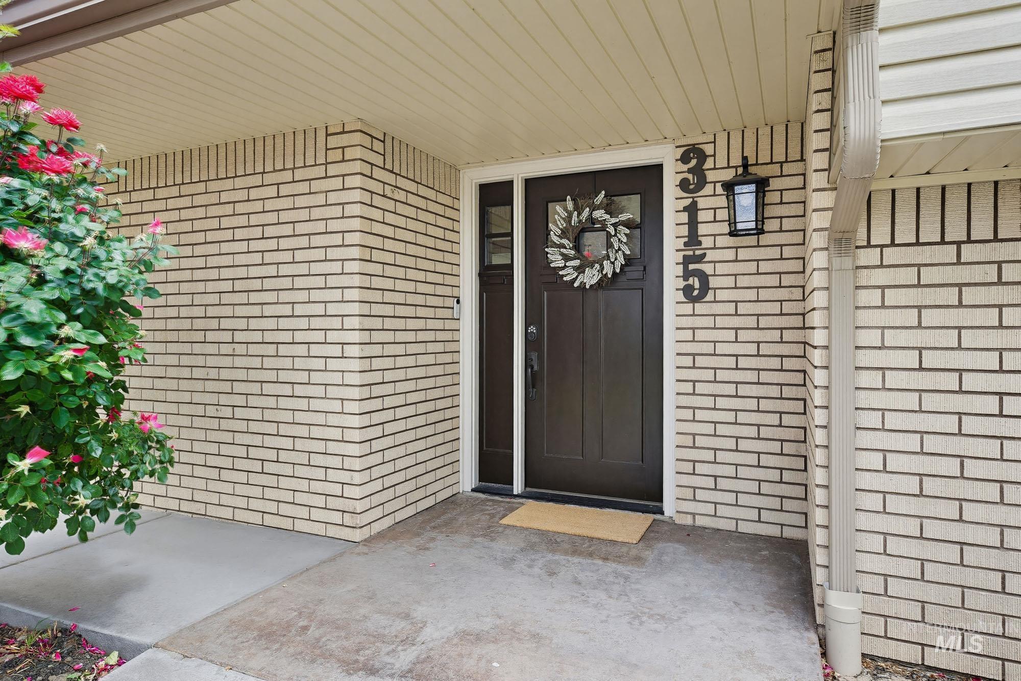 315 E Pat Lane