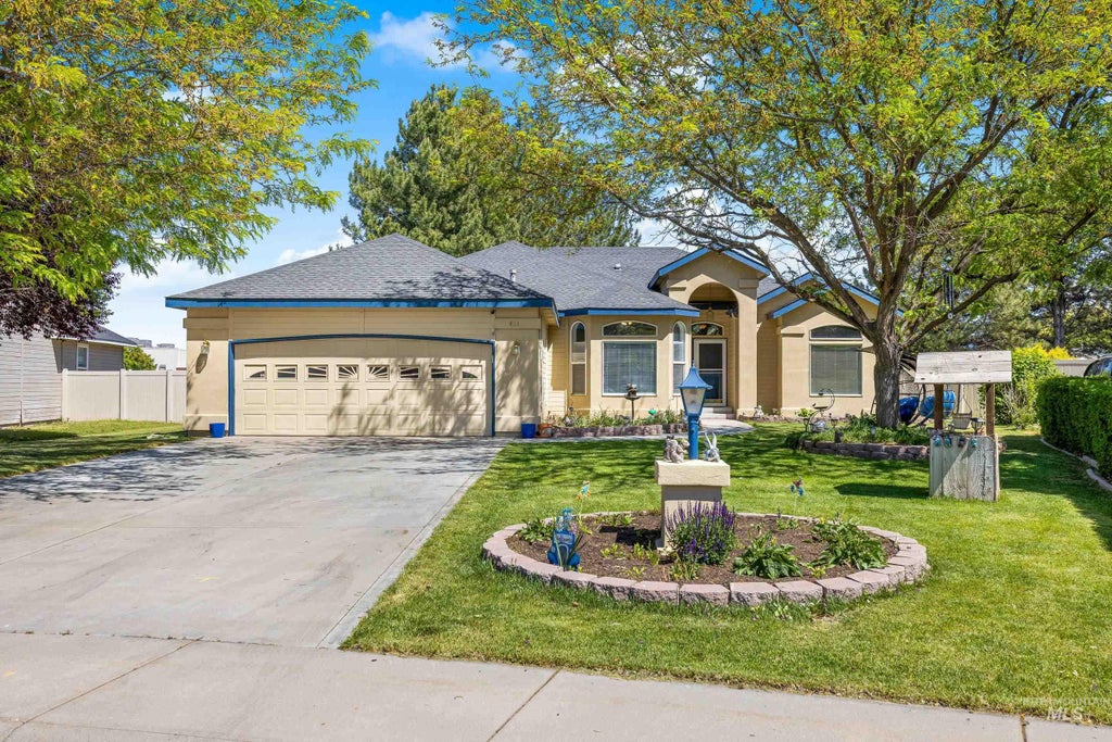 Photo of 421 Morning Sun Dr, Nampa, ID 83686 (MLS # 98987939)