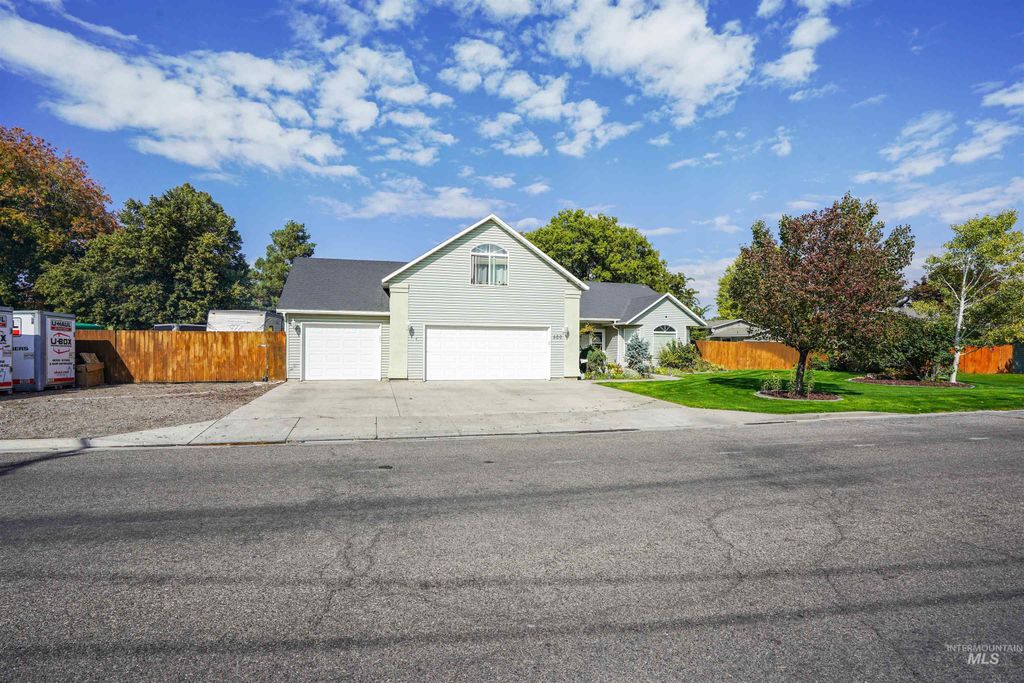 Photo of 500 E 19th Street, Burley, ID 83318 (MLS # 98964646)