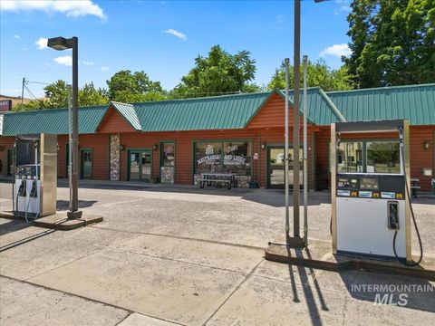 Photo of 90 2nd Street, Asotin, WA 99402 (MLS # 98948019)