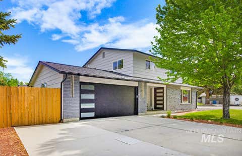Photo of 670 S Berwick Dr, Boise, ID 83706 (MLS # 98997753)