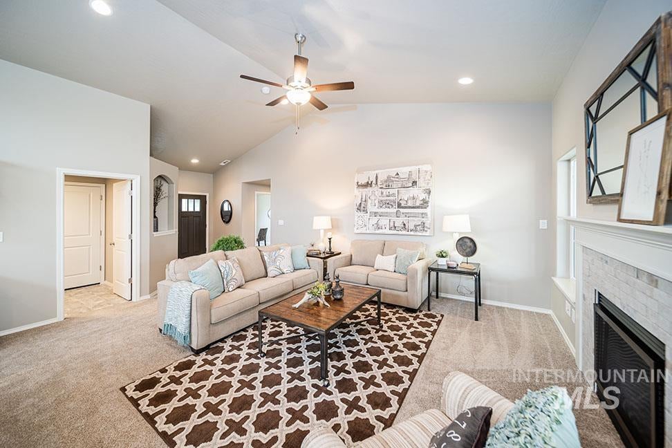 312 N Lone Oak St.