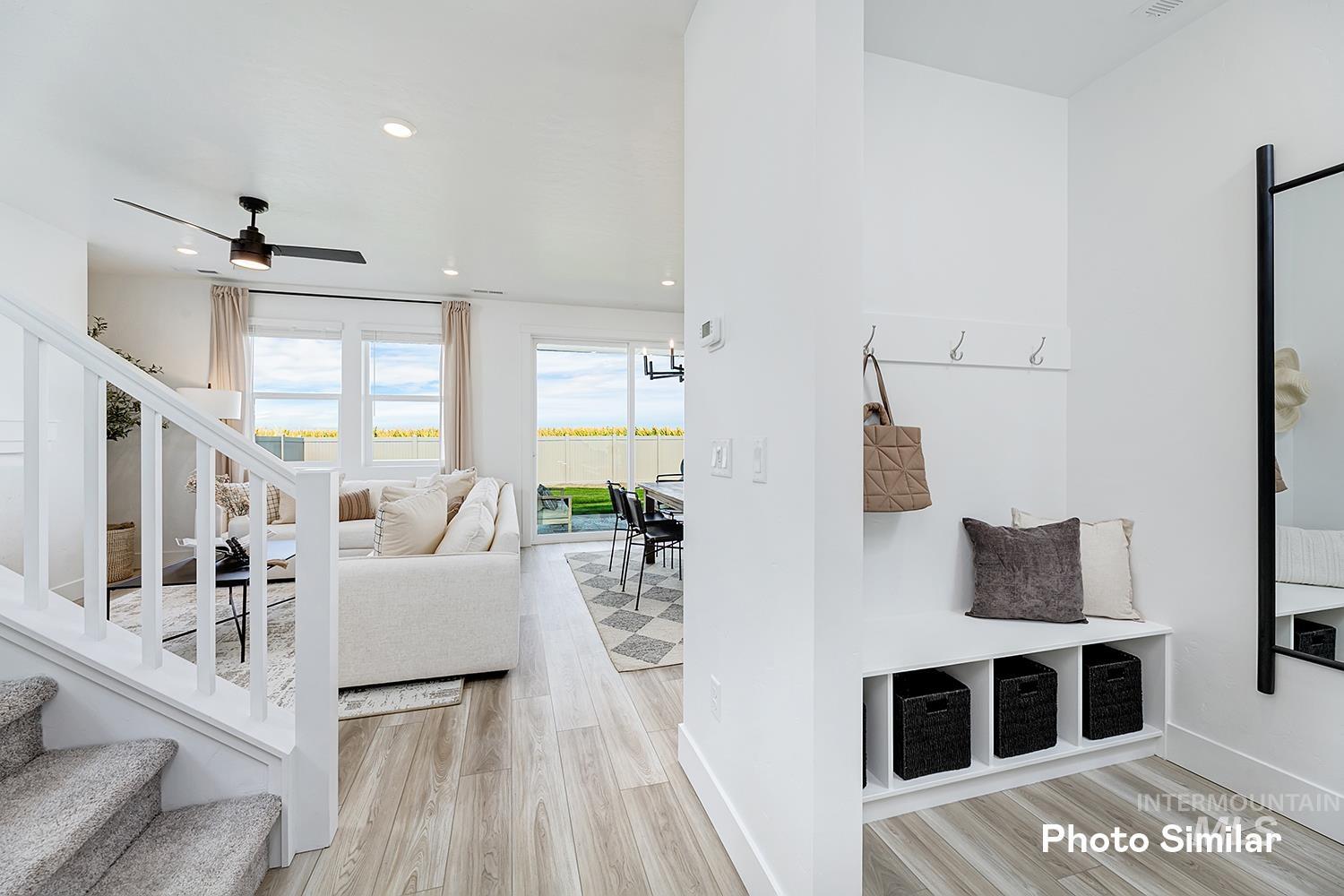 6891 N Chelsie Lynn Ave