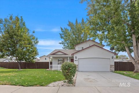 Photo of 3607 E. Kent Ave, Nampa, ID 83686 (MLS # 98964944)