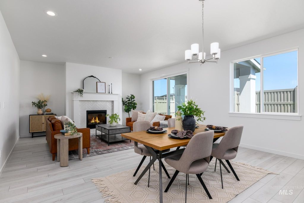 Photo of 9031 W Tamworth Dr, Star, ID 83669 (MLS # 98981681)