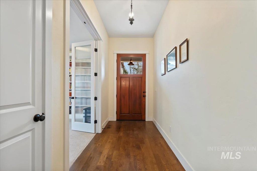 Photo of 2573 S Palmatier Way, Boise, ID 83716 (MLS # 98976428)