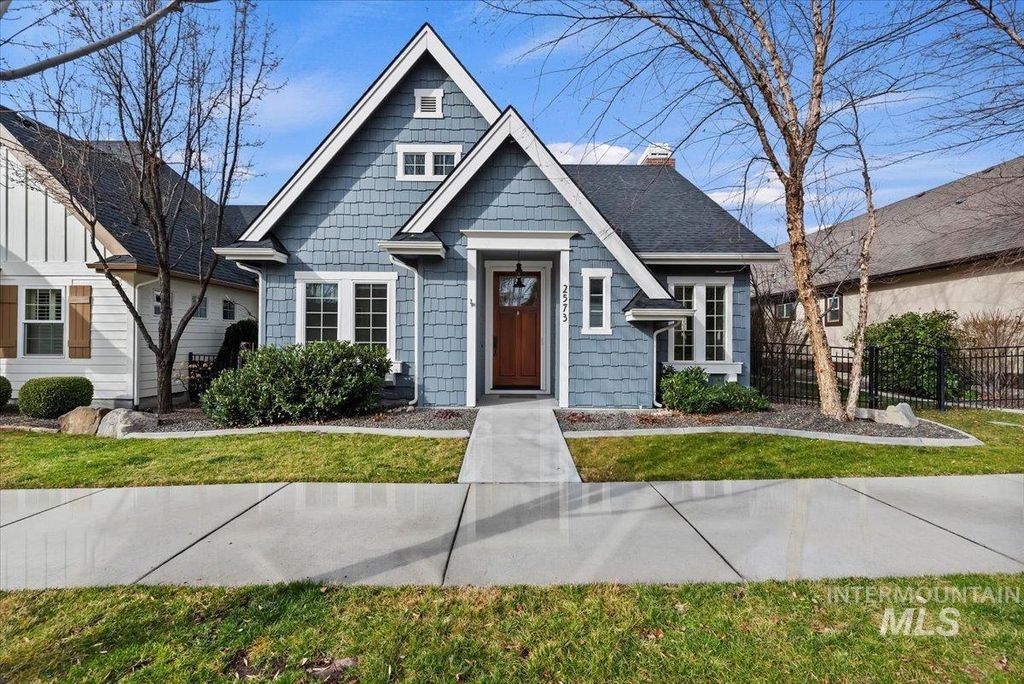 Photo of 2573 S Palmatier Way, Boise, ID 83716 (MLS # 98976428)