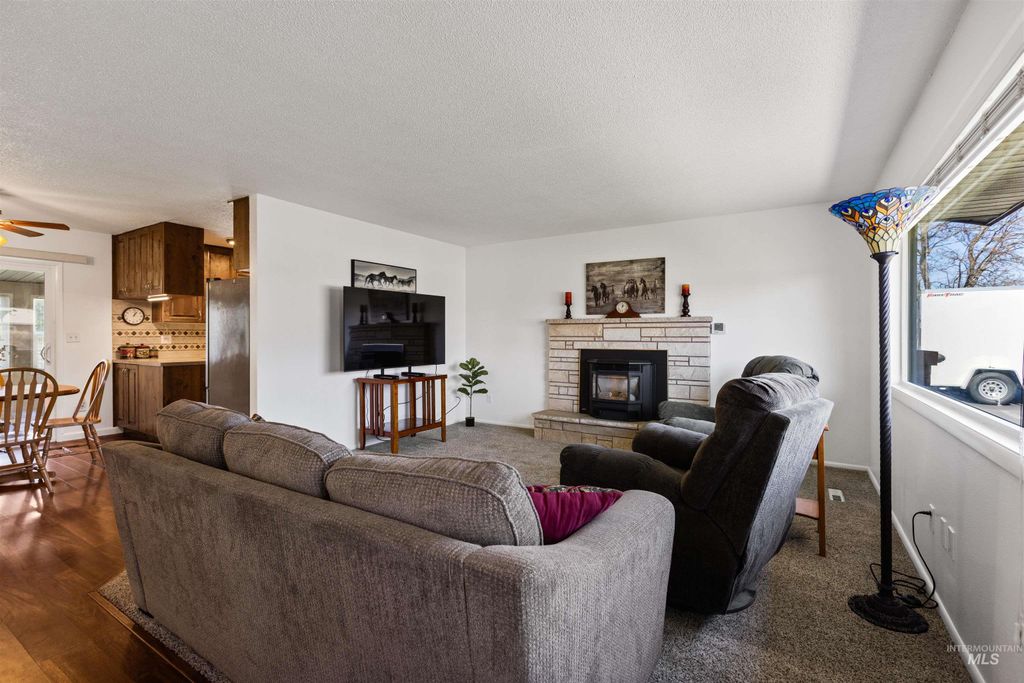 Photo of 3304 S Illinois Ave, Caldwell, ID 83605 (MLS # 98977233)