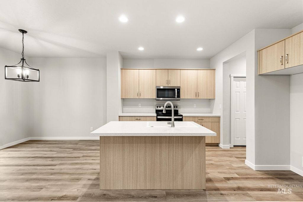 Photo of 10859 Rutland St, Caldwell, ID 83605 (MLS # 98969744)