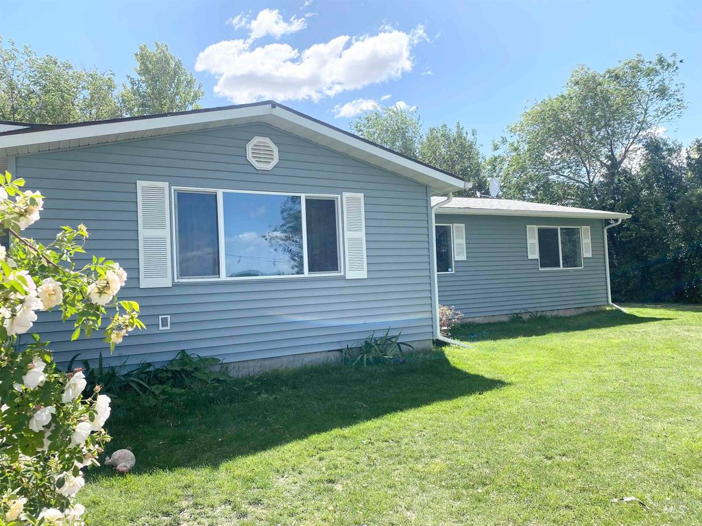 Photo of 10576 Duck Lane, Nampa, ID 83686 (MLS # 98986618)