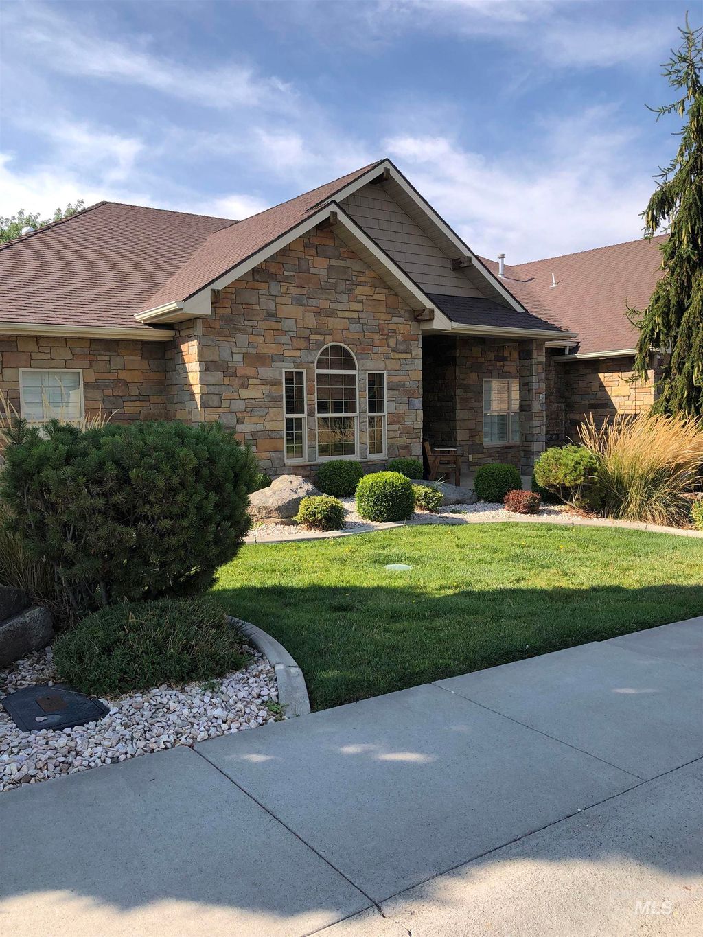 Photo of 2782 Sun Meadow Drive, Twin Falls, ID 83301 (MLS # 98960565)