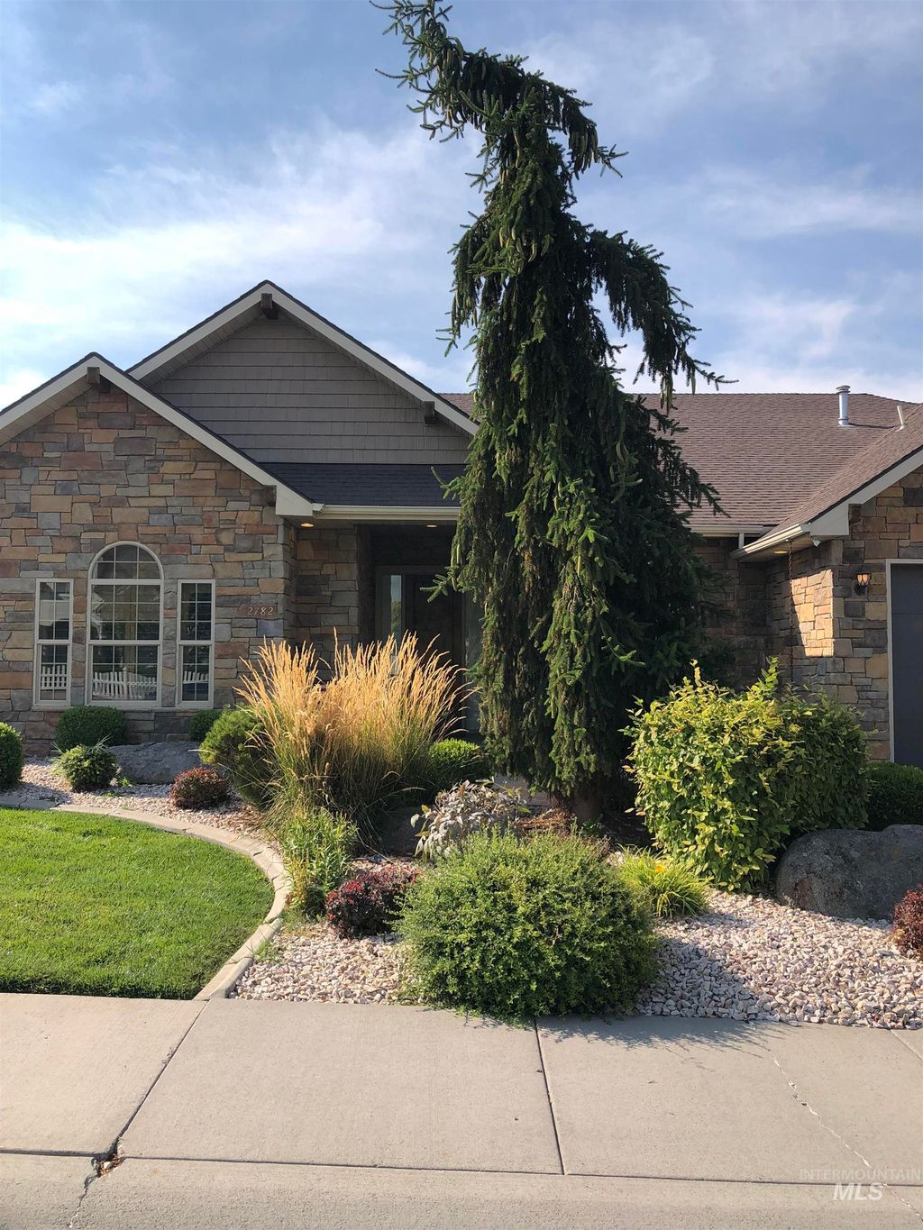 Photo of 2782 Sun Meadow Drive, Twin Falls, ID 83301 (MLS # 98960565)