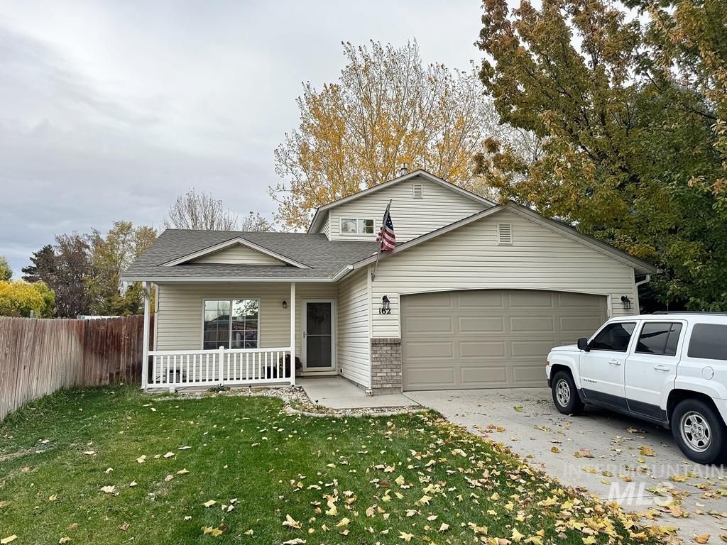 Photo of 162 N Sagehen Street, Nampa, ID 83651 (MLS # 98967082)