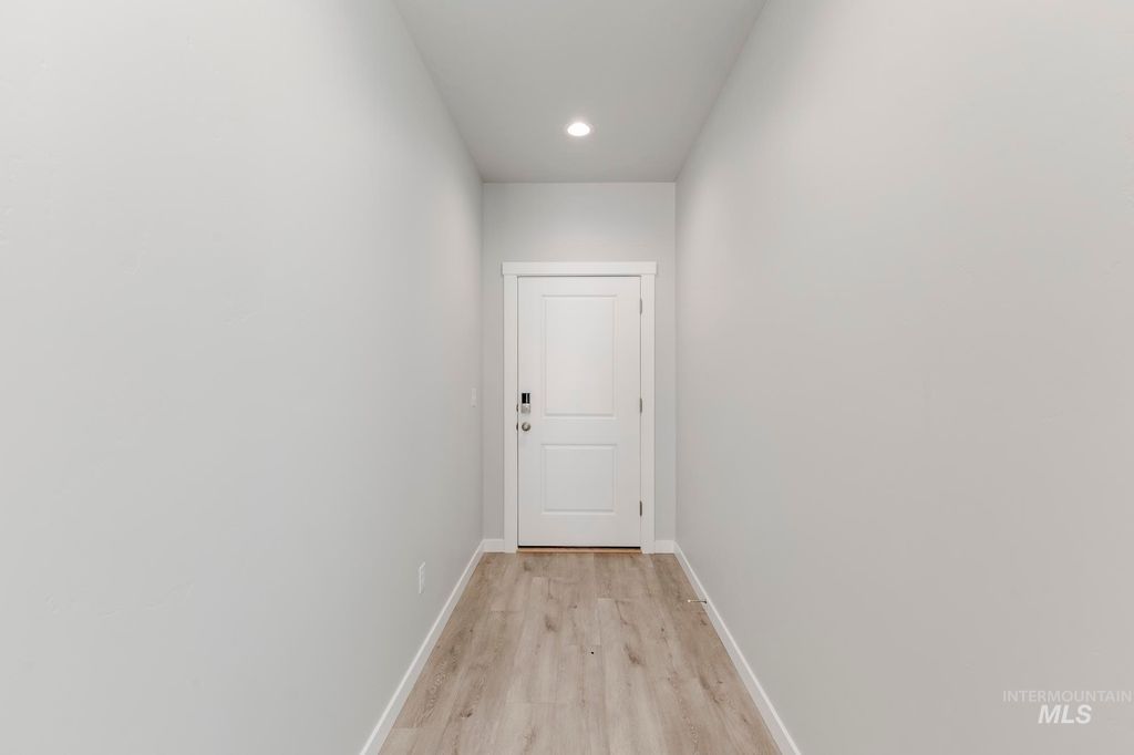 Photo of 5041 S Amorita Ave, Meridian, ID 83642 (MLS # 98965854)