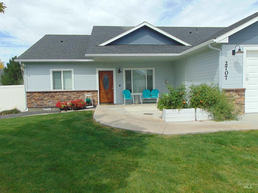 Photo of 2707 Driftwood Dr, Payette, ID 83661 (MLS # 98998908)