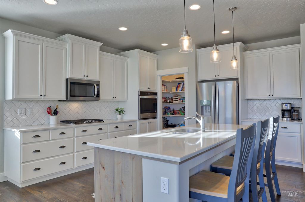 Photo of 5092 N Cunard Way, Meridian, ID 83646 (MLS # 98975030)