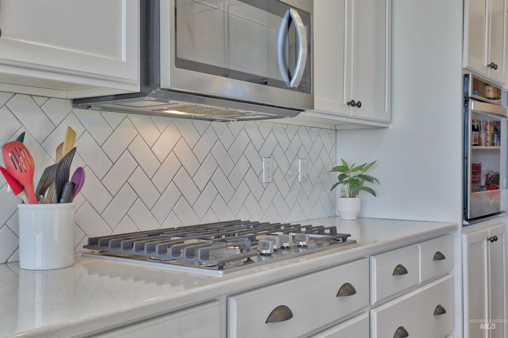 Photo of 5092 N Cunard Way, Meridian, ID 83646 (MLS # 98975030)