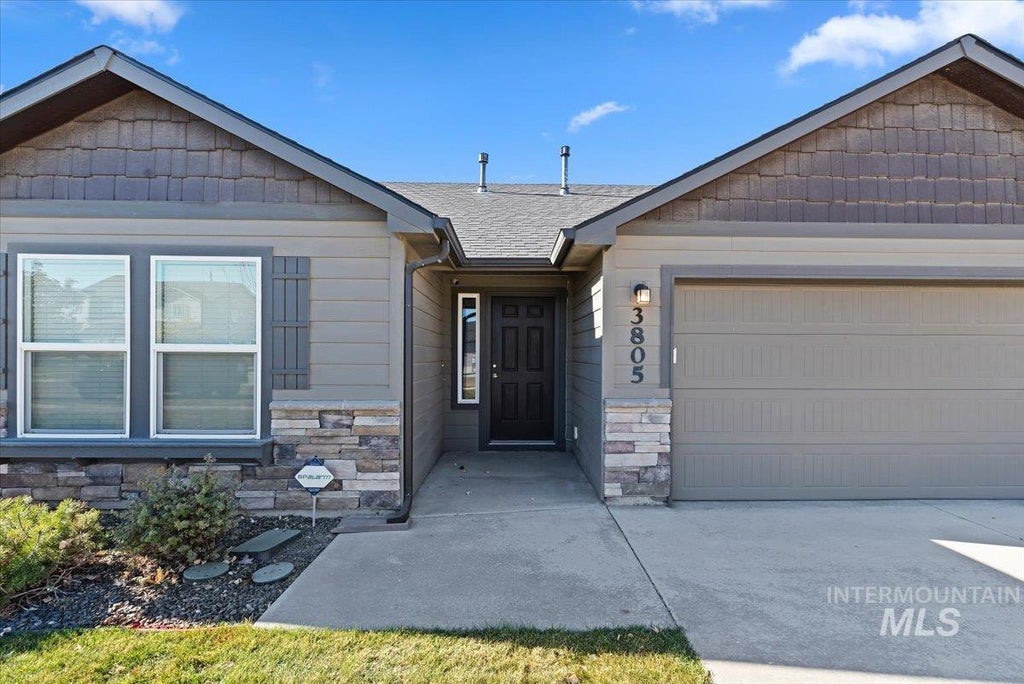 Photo of 3805 S Windy Ridge Dr, Nampa, ID 83686 (MLS # 99004048)