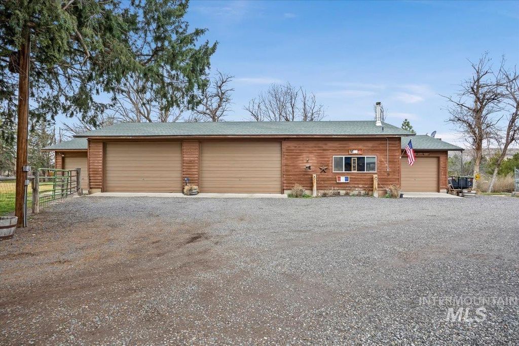 Photo of 221 Willow, Hagerman, ID 83332 (MLS # 98976478)