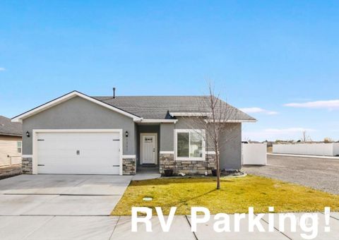 Photo of 1393 Golden Pheasant Dr, Twin Falls, ID 83301 (MLS # 98977991)