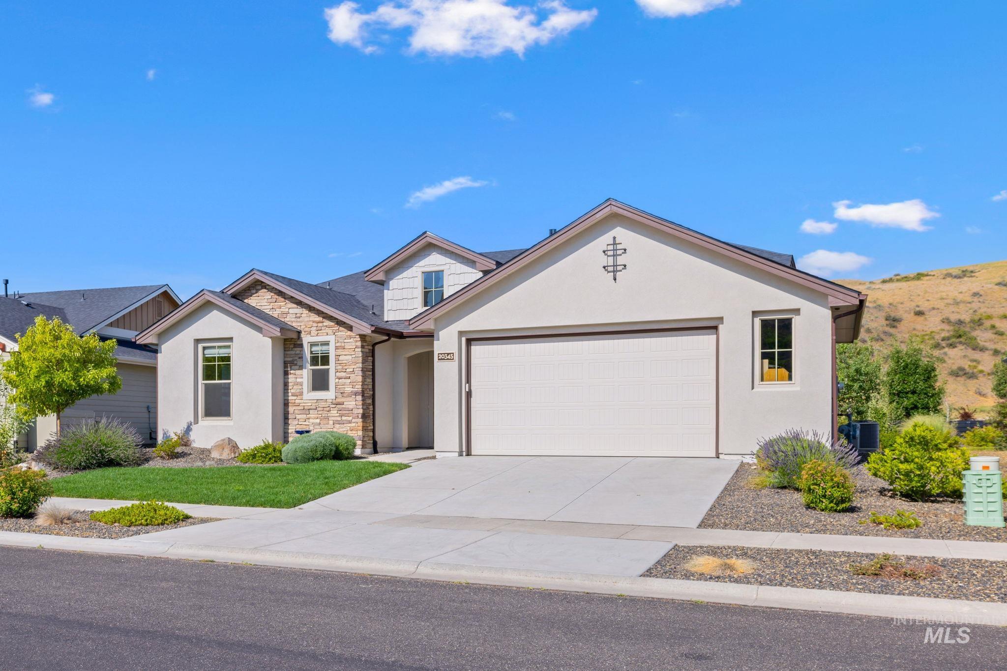 20345 N Glenisla Avenue