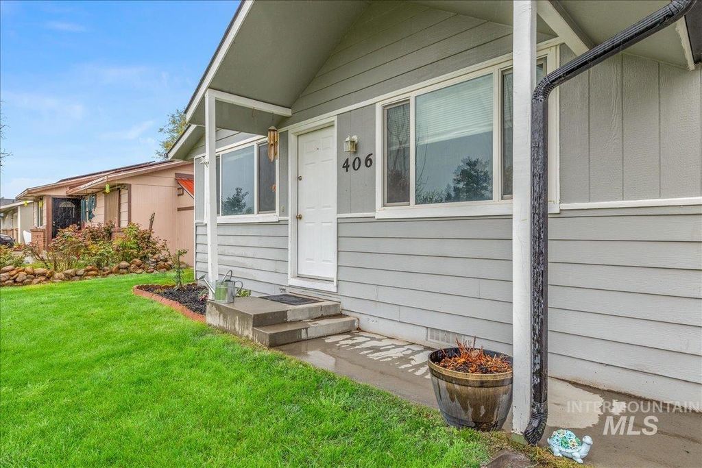 Photo of 406 Parkhurst Dr, Caldwell, ID 83605 (MLS # 98982513)