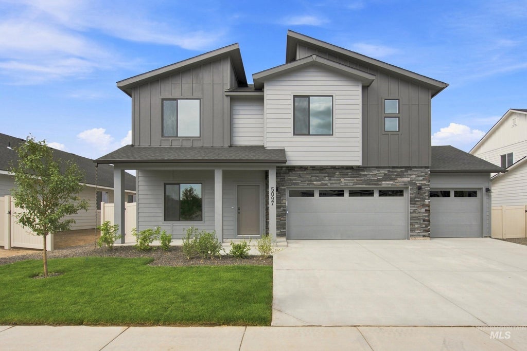 Photo of 1029 E Duncan Creek St, Nampa, ID 83686 (MLS # 99004730)