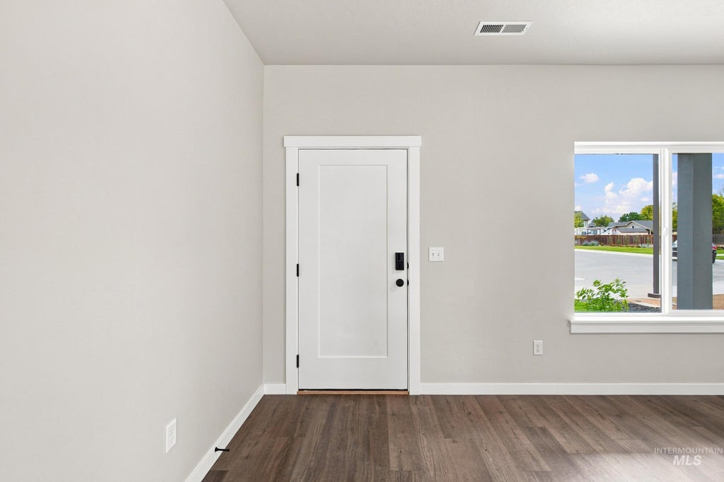 Photo of 1029 E Duncan Creek St, Nampa, ID 83686 (MLS # 99004730)