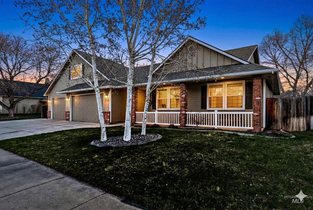 Photo of 3120 S Gold Bar Ave, Meridian, ID 83642 (MLS # 98979453)